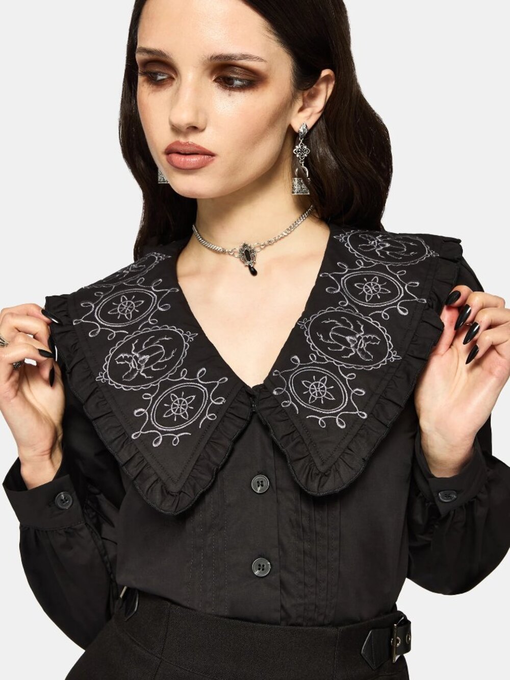NWT Disturbia Alira Bug Embroidered Collar Long Sleeved Blouse- size 8